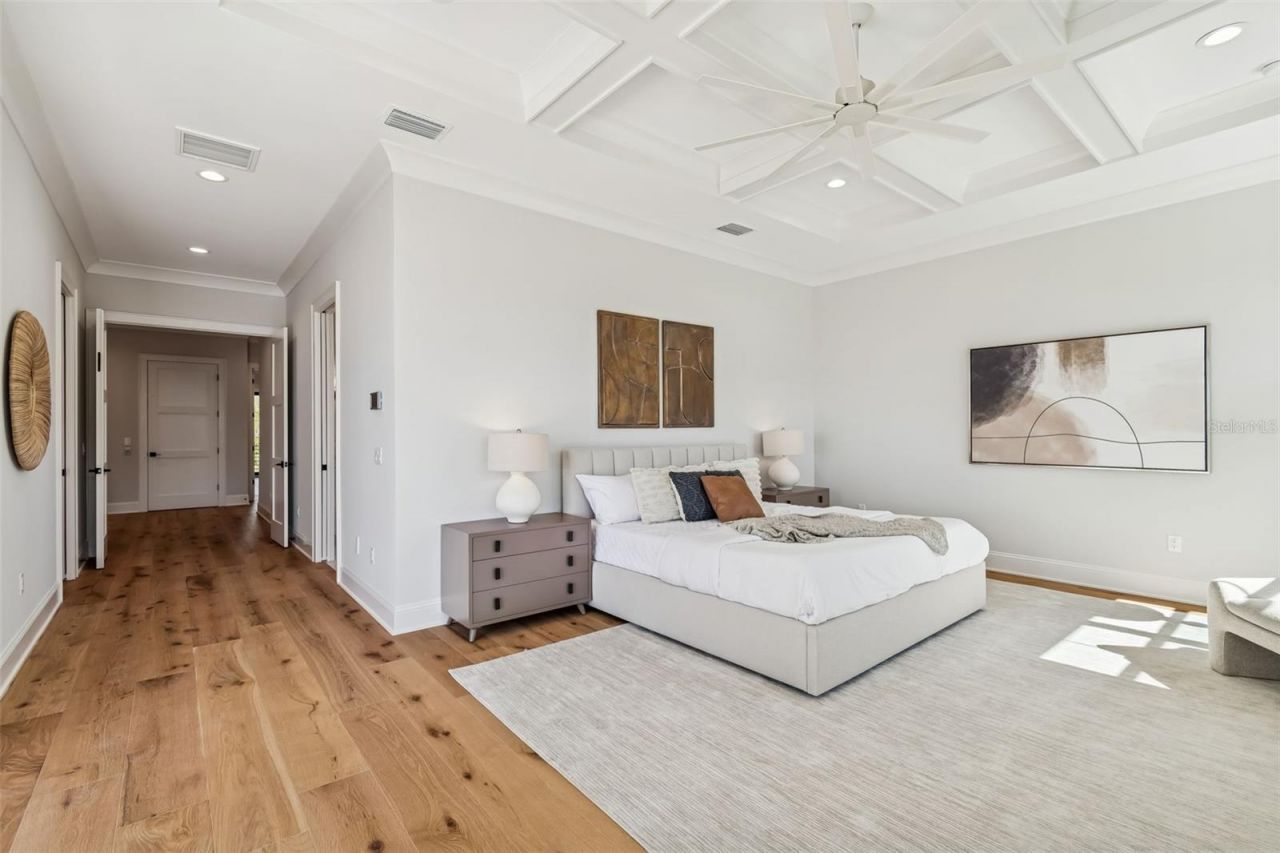 5032 W Longfellow Avenue, Tampa, FL 33629 Photo