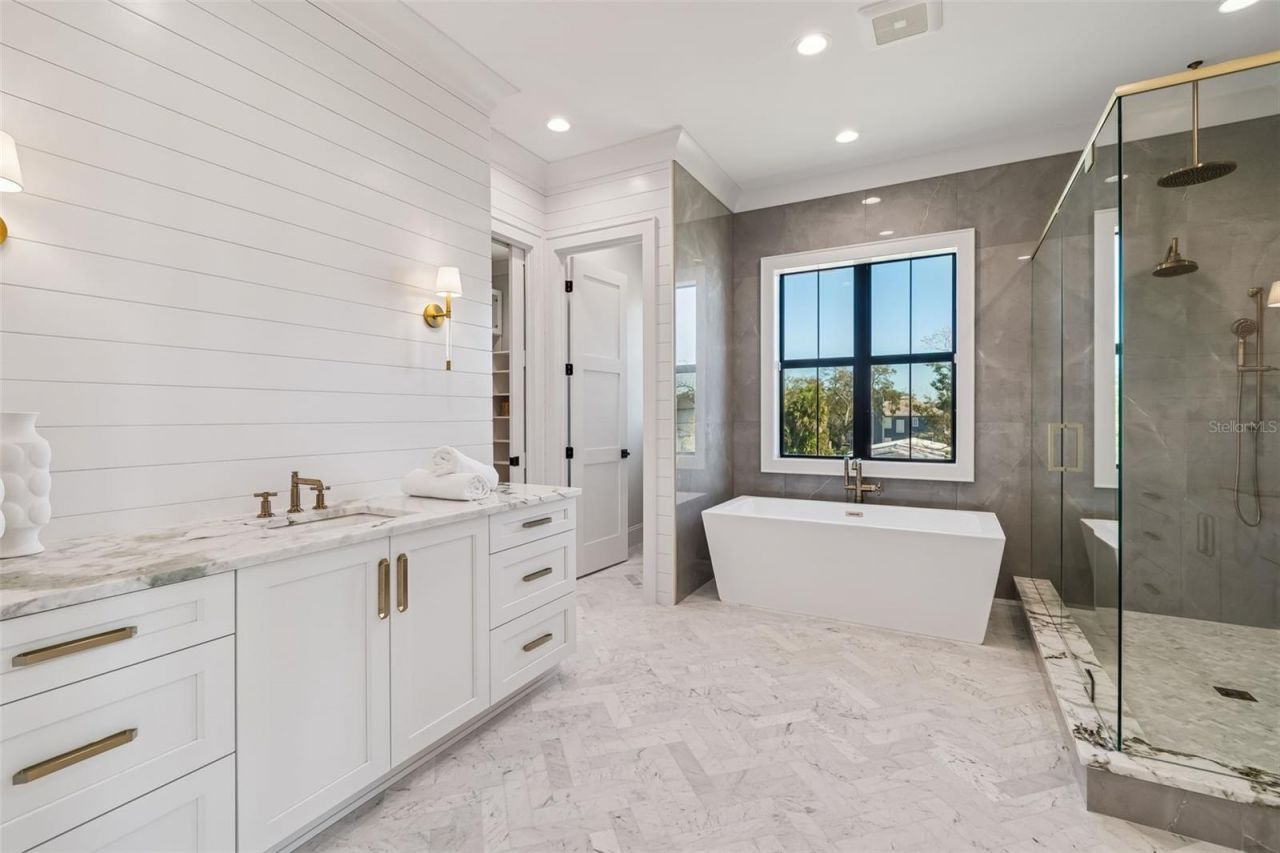 5032 W Longfellow Avenue, Tampa, FL 33629 Photo