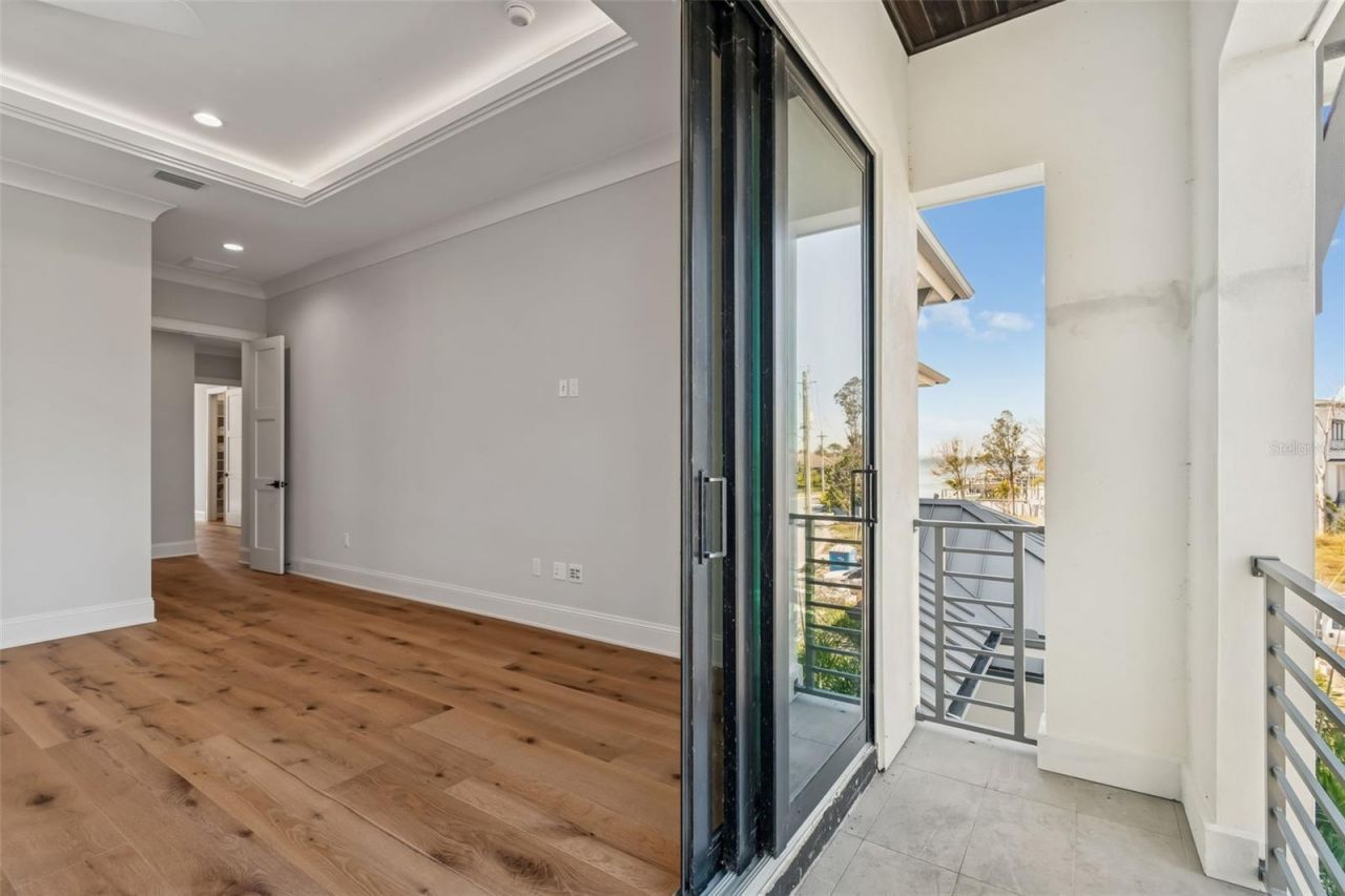 5032 W Longfellow Avenue, Tampa, FL 33629 Photo