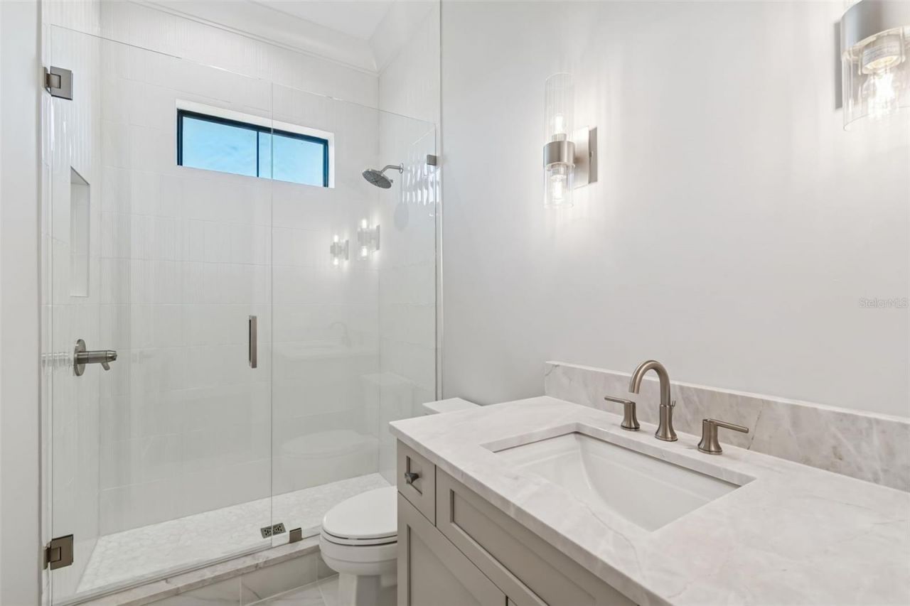 5032 W Longfellow Avenue, Tampa, FL 33629 Photo