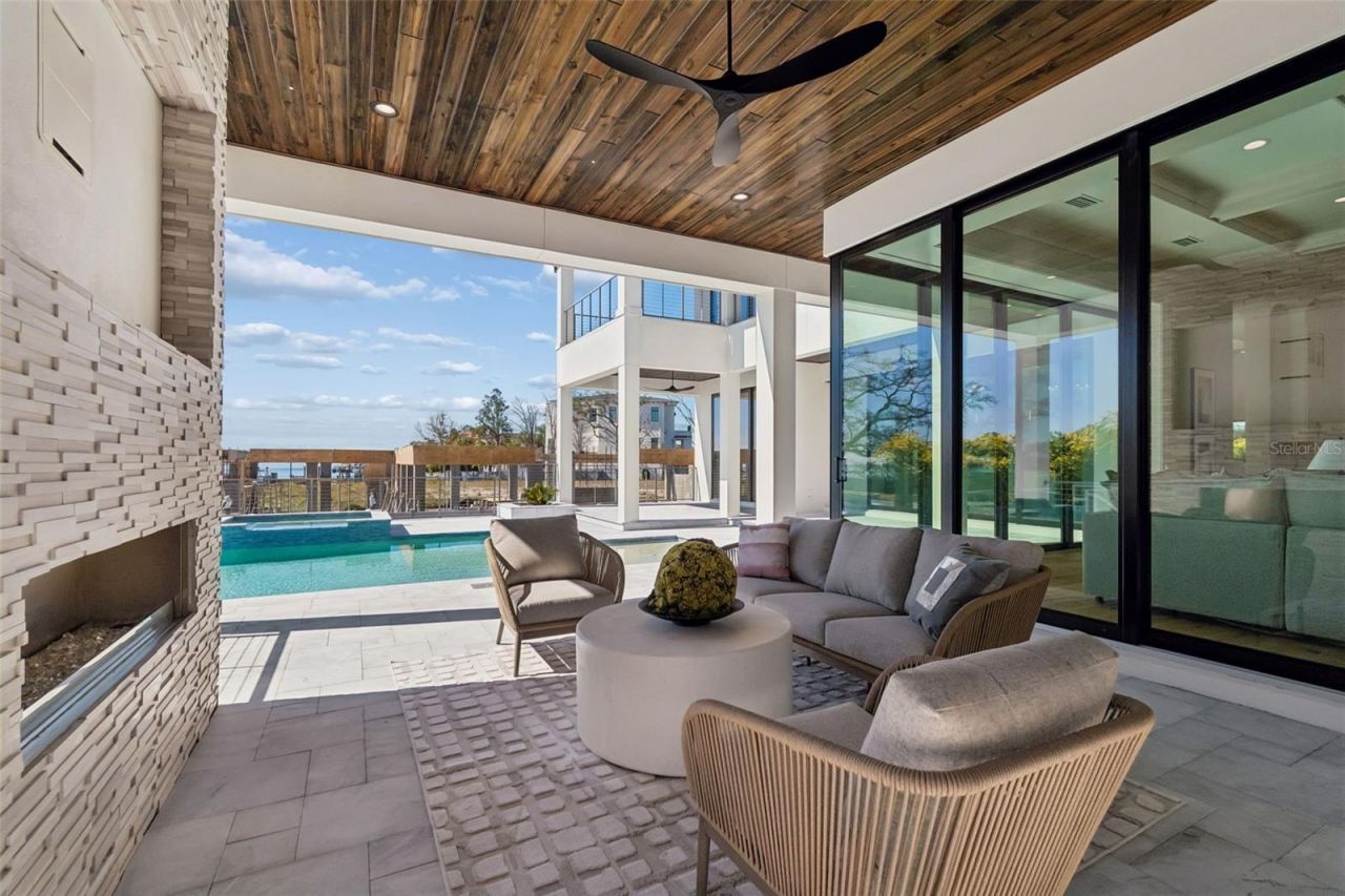 5032 W Longfellow Avenue, Tampa, FL 33629 Photo