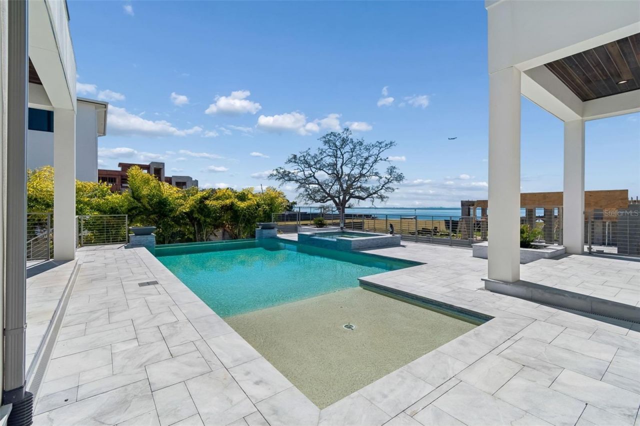 5032 W Longfellow Avenue, Tampa, FL 33629 Photo