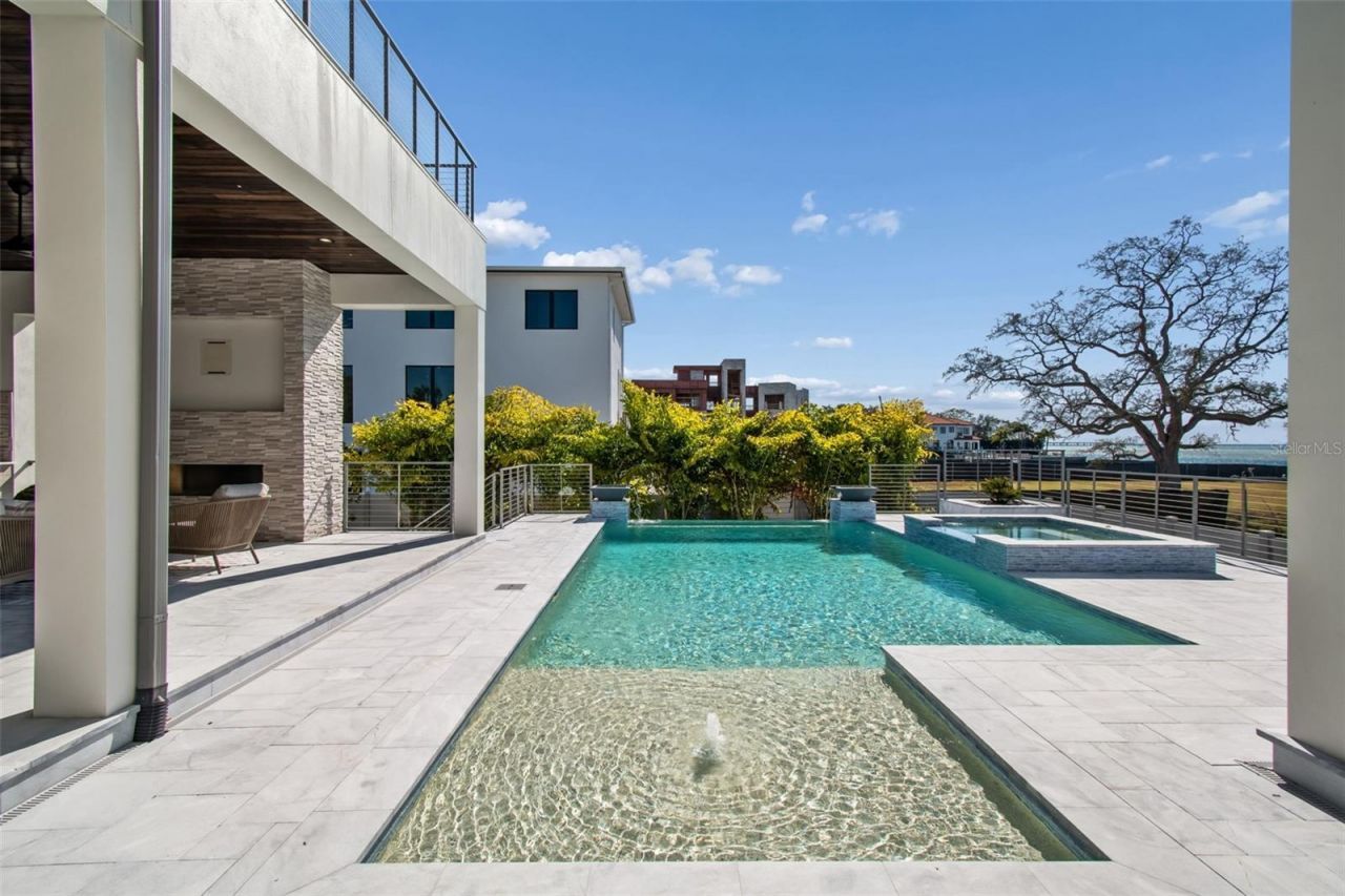 5032 W Longfellow Avenue, Tampa, FL 33629 Photo