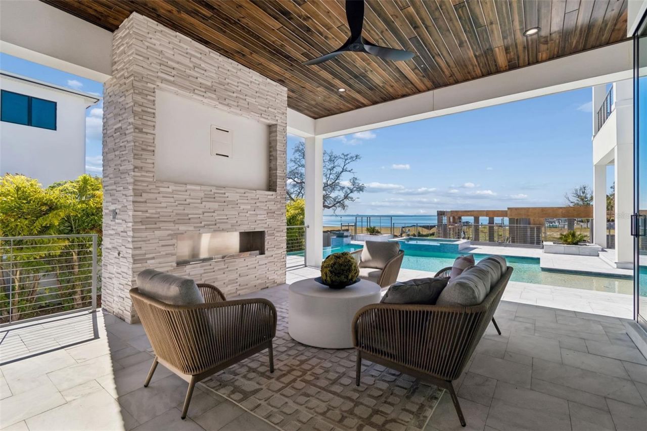 5032 W Longfellow Avenue, Tampa, FL 33629 Photo