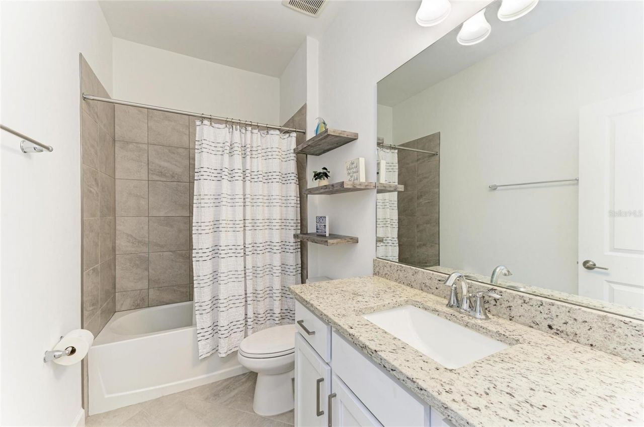 15953 Clear Skies Place, Lakewood Ranch, FL 34211 Photo