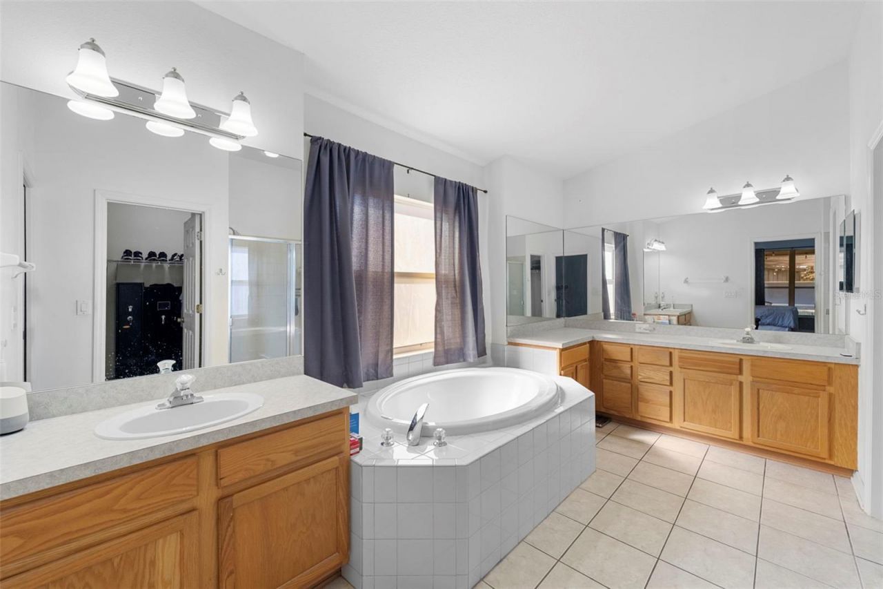 4962 Bookelia Circle, Bradenton, FL 34203 Photo