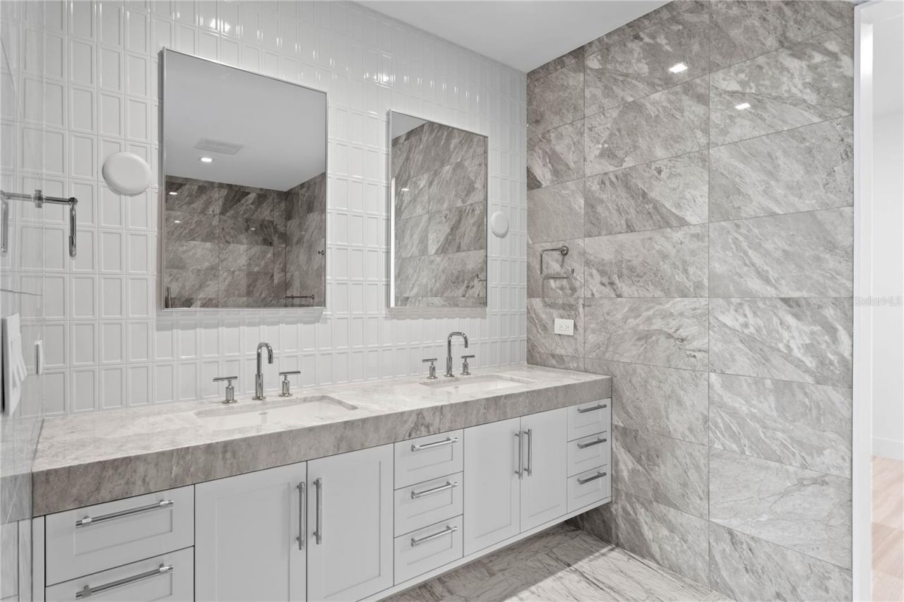 3015 S Ysabella Avenue, Unit 2301, Tampa, FL 33629 Photo
