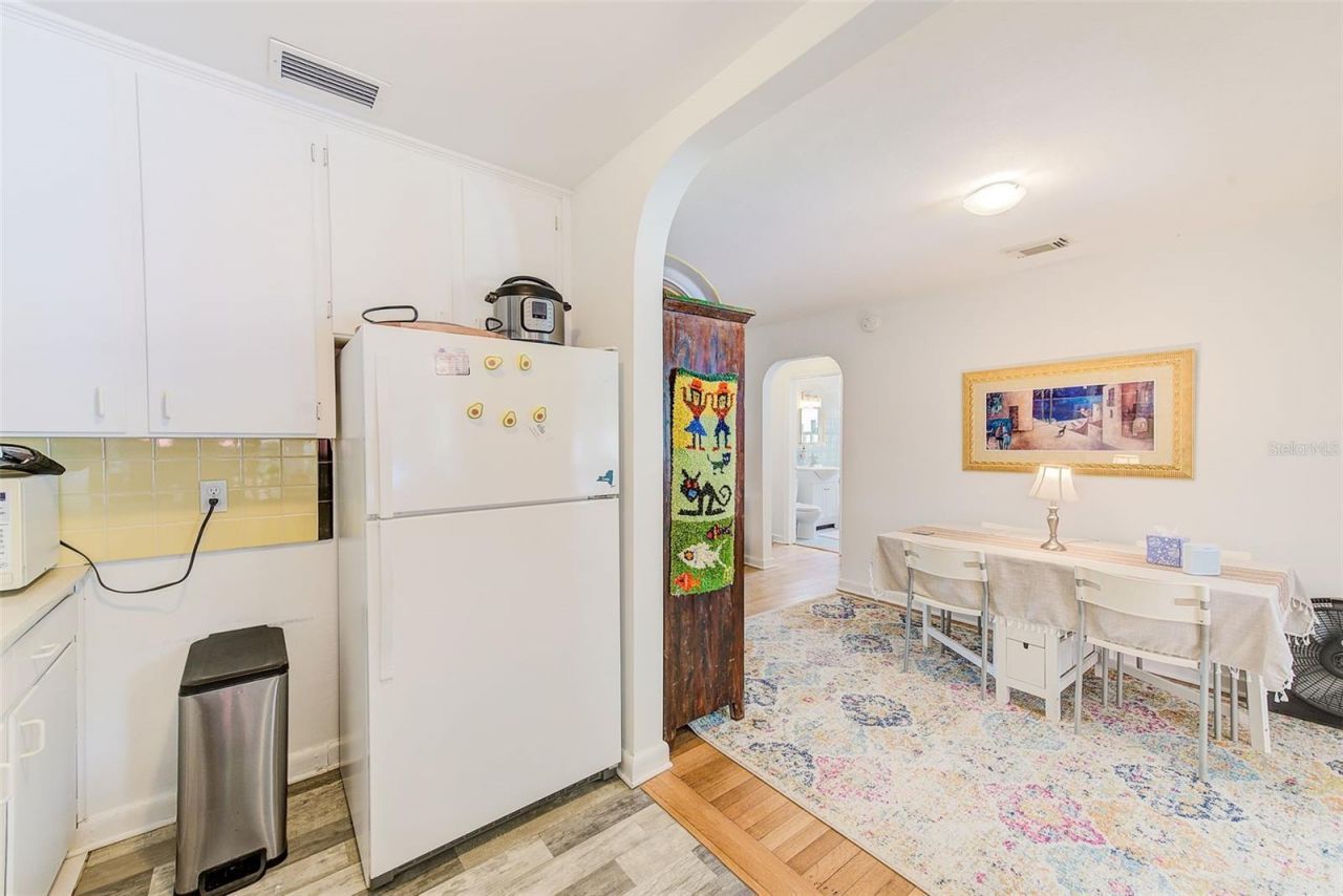 240-242 Mateo Way Ne, Saint Petersburg, FL 33704 Photo