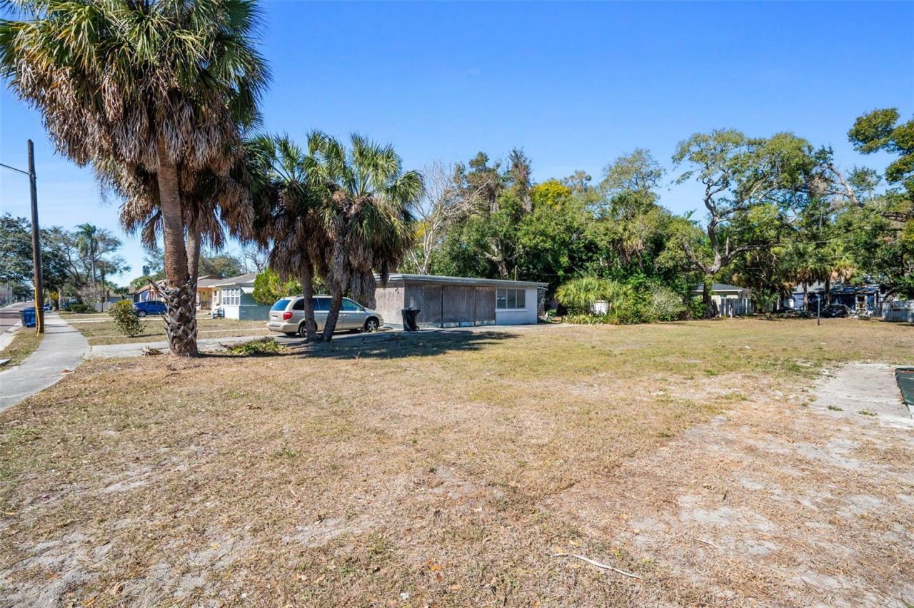 13th Avenue, Saint Petersburg, FL 33712 Photo