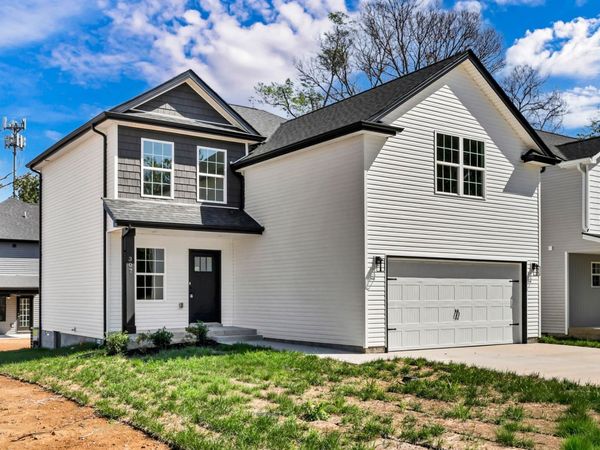 307 Switchgrass Dr, Clarksville, TN 37042