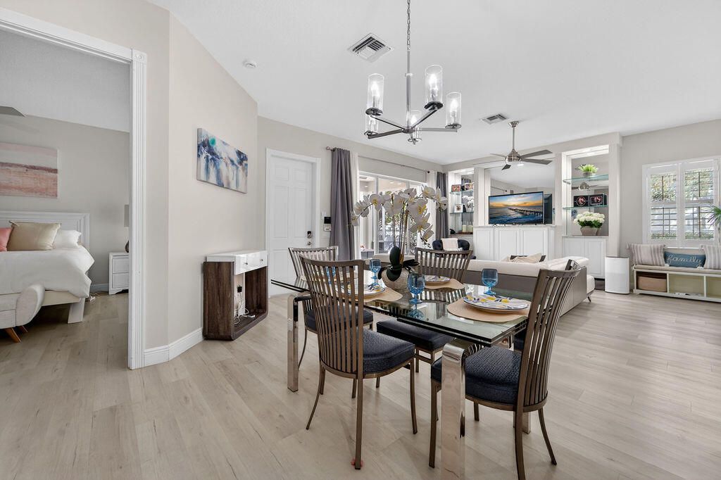 102 Bonaire Lane, Jupiter, FL 33458 Photo