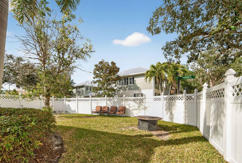 102 Bonaire Lane, Jupiter, FL 33458 Photo