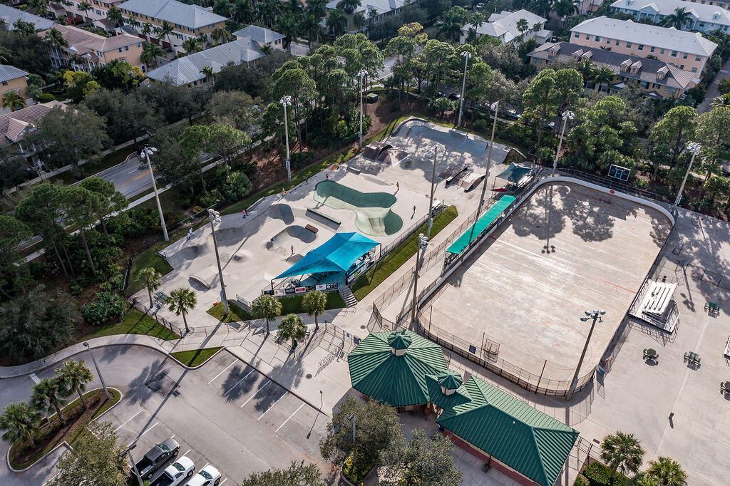 102 Bonaire Lane, Jupiter, FL 33458 Photo