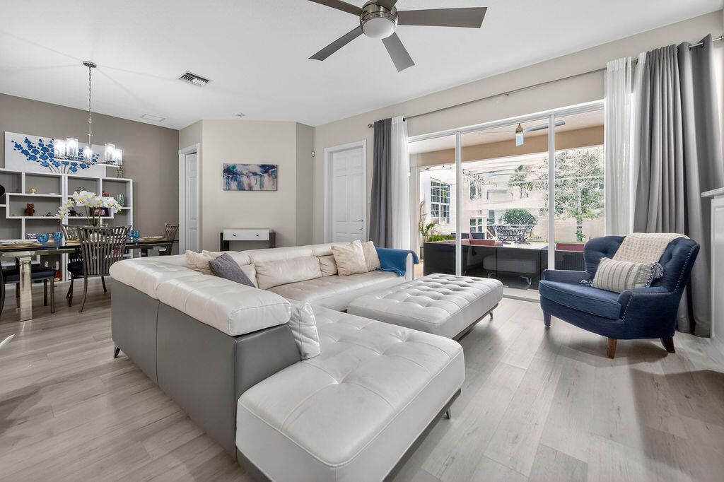 102 Bonaire Lane, Jupiter, FL 33458 Photo