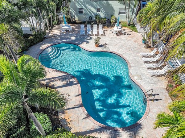 2607 NE 8th Avenue, Unit 34, Wilton Manors, FL 33334