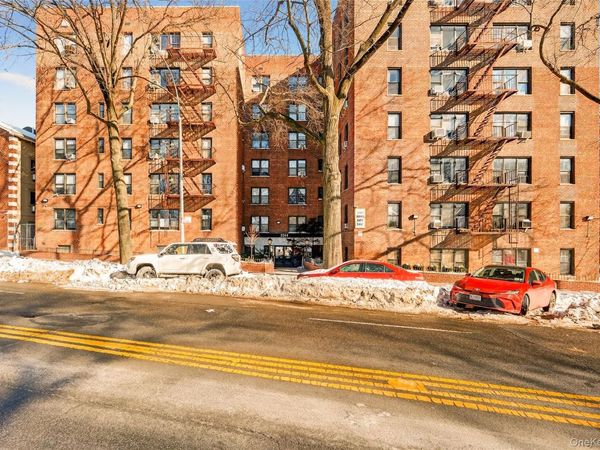 2244 Bronx Park E, Unit 1H, Bronx, NY 10467