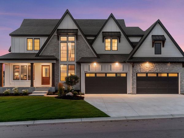 16542 46th Court N, Plymouth, MN 55446