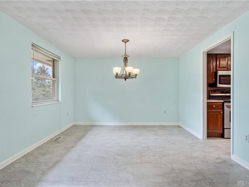 2501 Harrow Court, Dayton, OH 45414 Photo 14