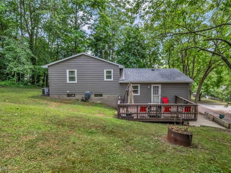 412 Stevenson Avenue, Akron, OH 44312 Photo 21