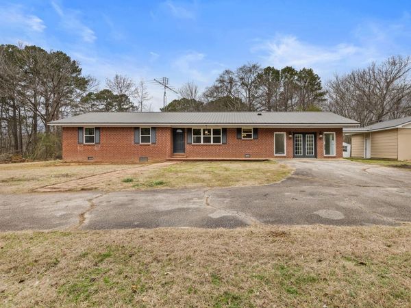 247 County Road 180, Iuka, MS 38852