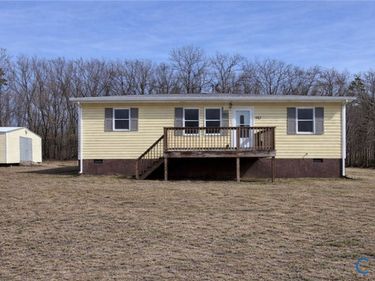 1083 Davmunds Trail, Halifax, VA 24594