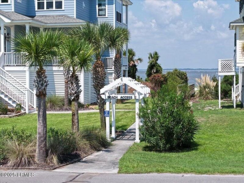 120 N Harbor Drive Photo 4