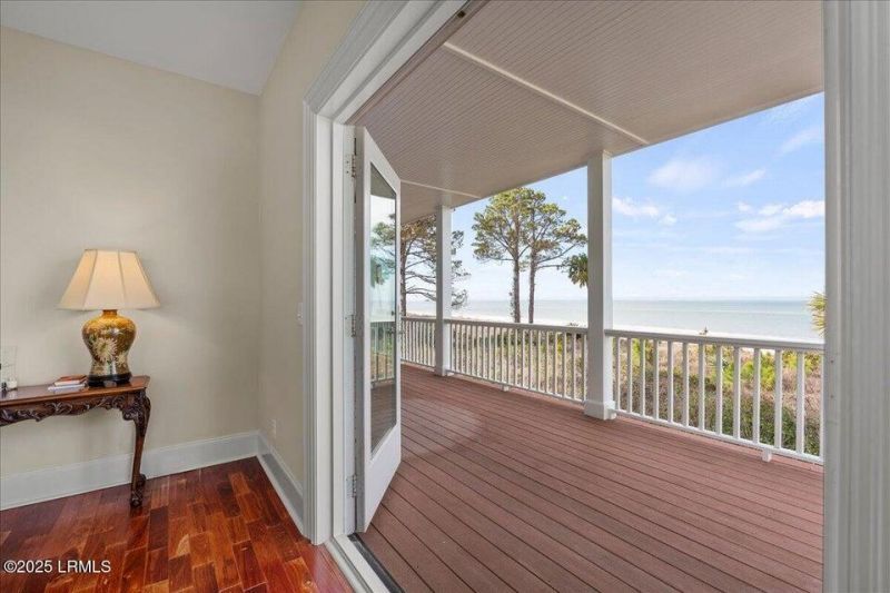 120 N Harbor Drive Photo 42