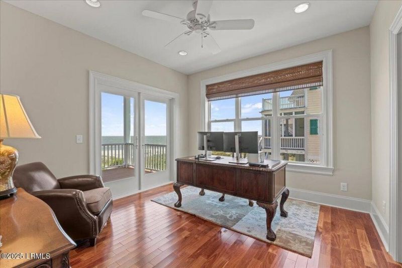 120 N Harbor Drive Photo 43