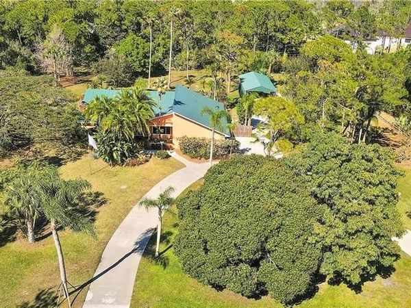 10941 SW Hawkview Circle, Stuart, FL 34997