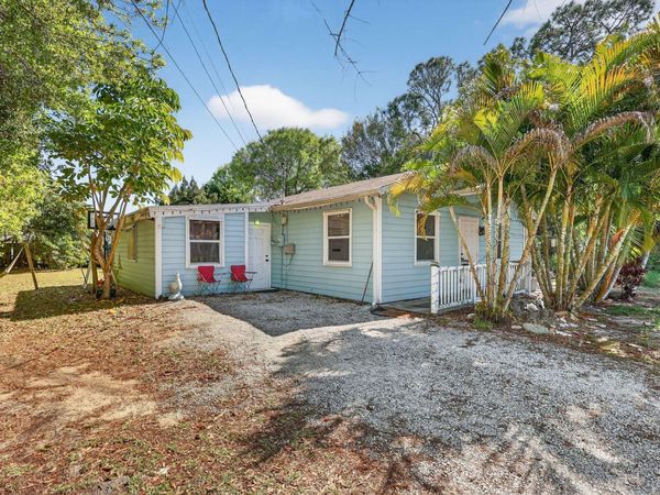 5210 Palm Drive, Fort Pierce, FL 34982
