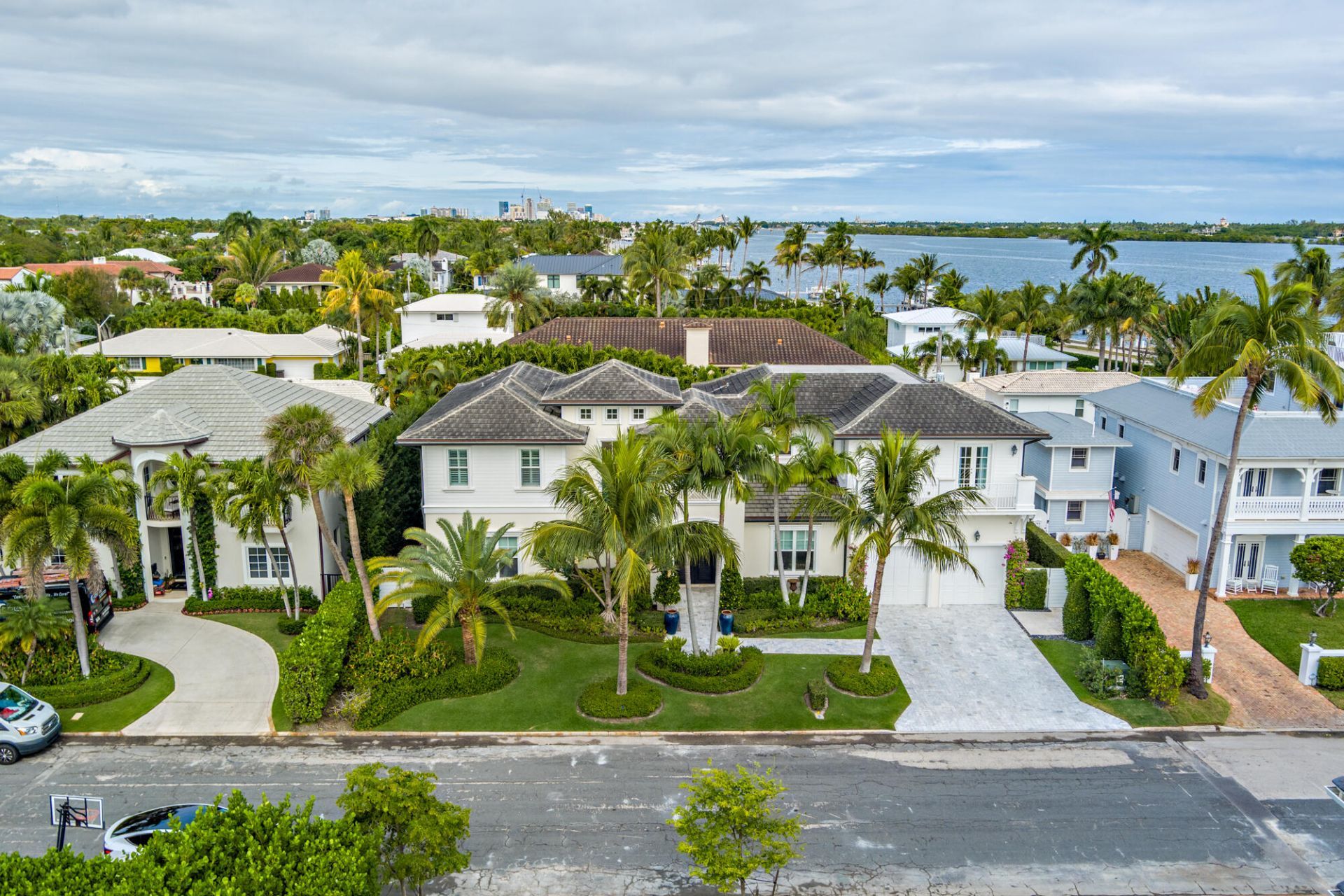 129 Santa Lucia Drive, West Palm Beach, FL 33405 Photo