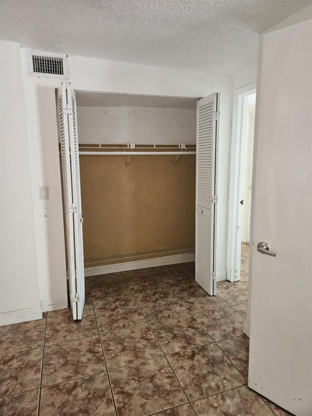 3500 NW 12th Street, Miami, FL 33125 Photo