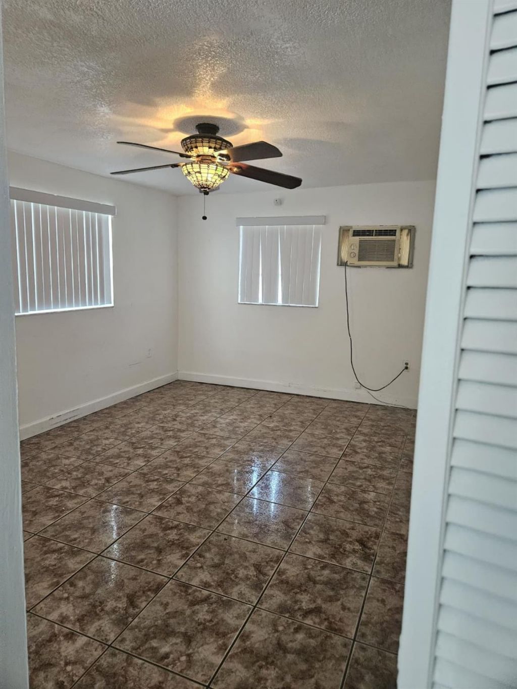 3500 NW 12th Street, Miami, FL 33125 Photo