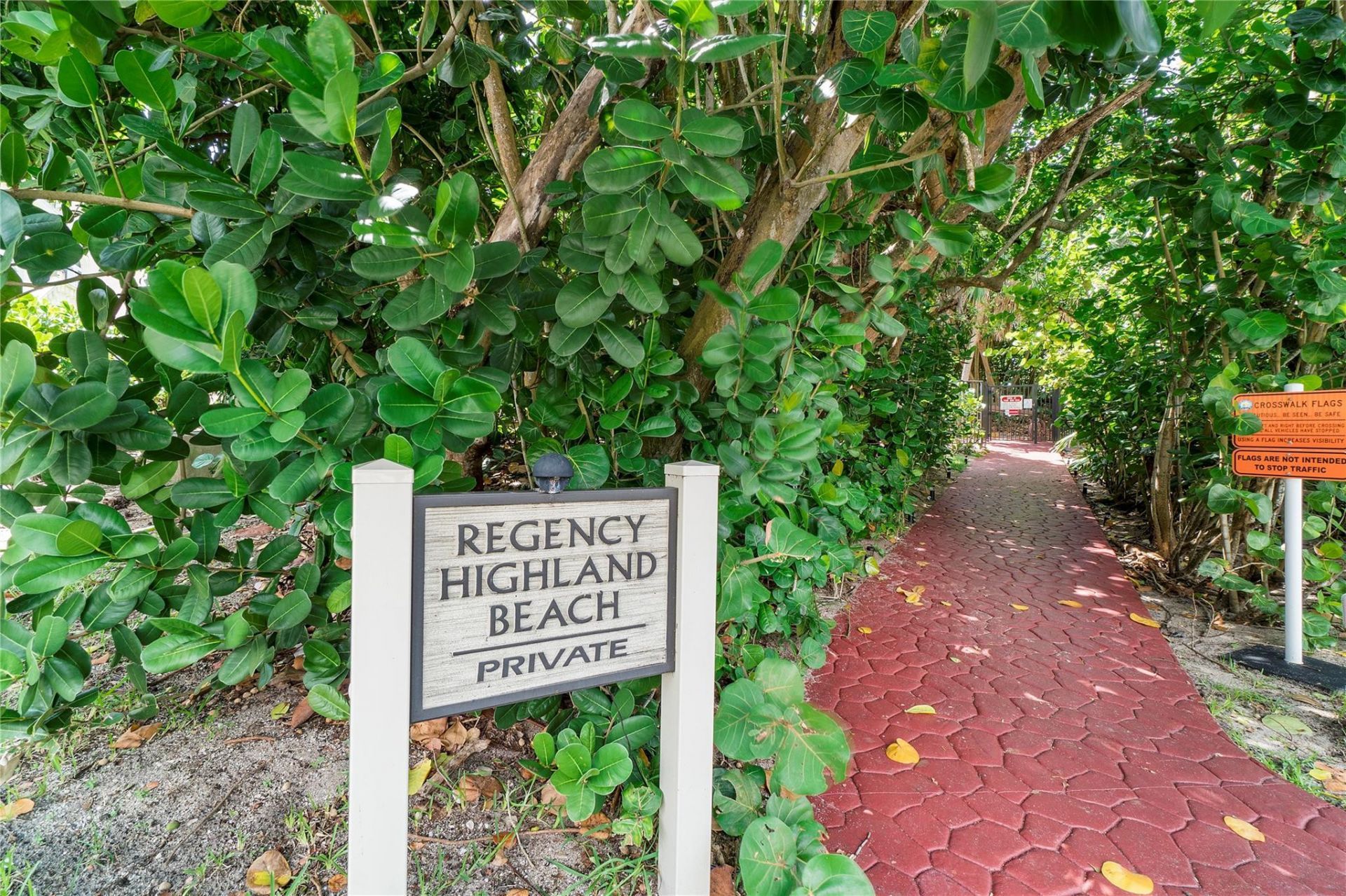 3908 S Ocean Boulevard, Unit Th4, Highland Beach, FL 33487 Photo
