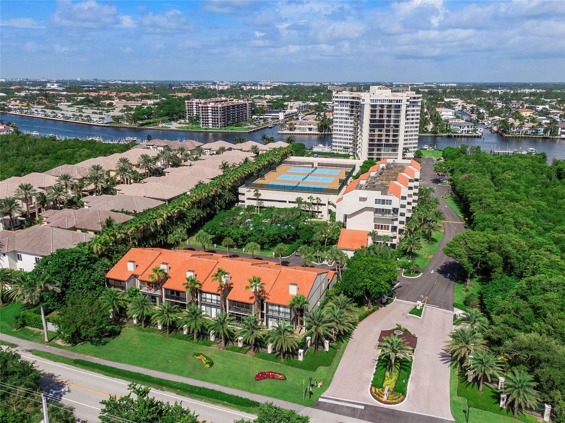 3908 S Ocean Boulevard, Unit Th4, Highland Beach, FL 33487 Photo