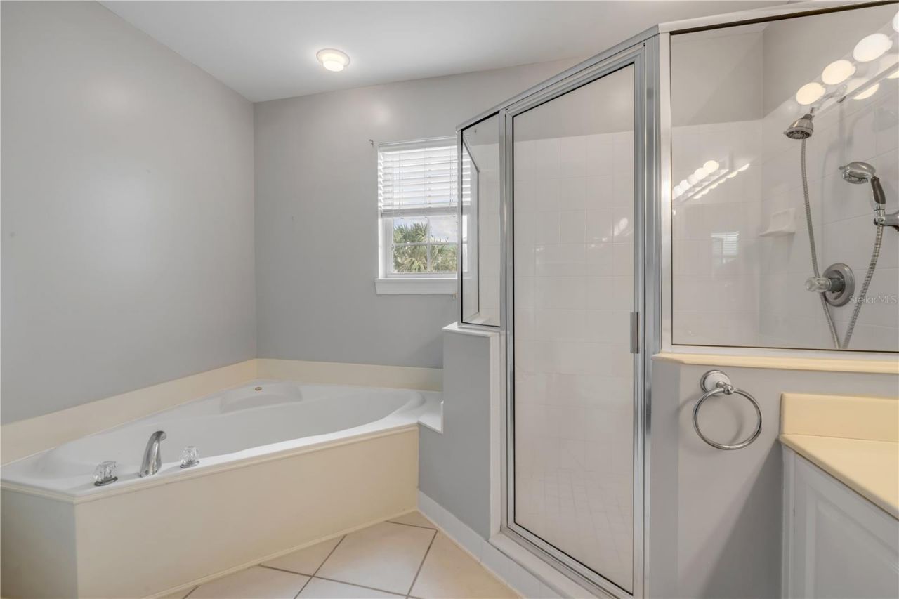 415 Bouchelle Drive, New Smyrna Beach, FL 32169 Photo