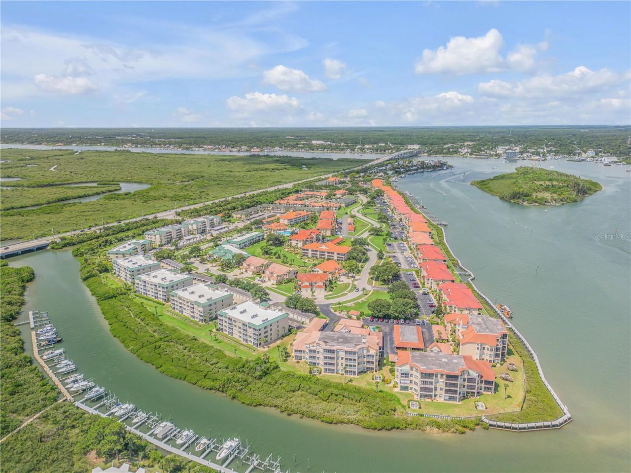 415 Bouchelle Drive, New Smyrna Beach, FL 32169 Photo