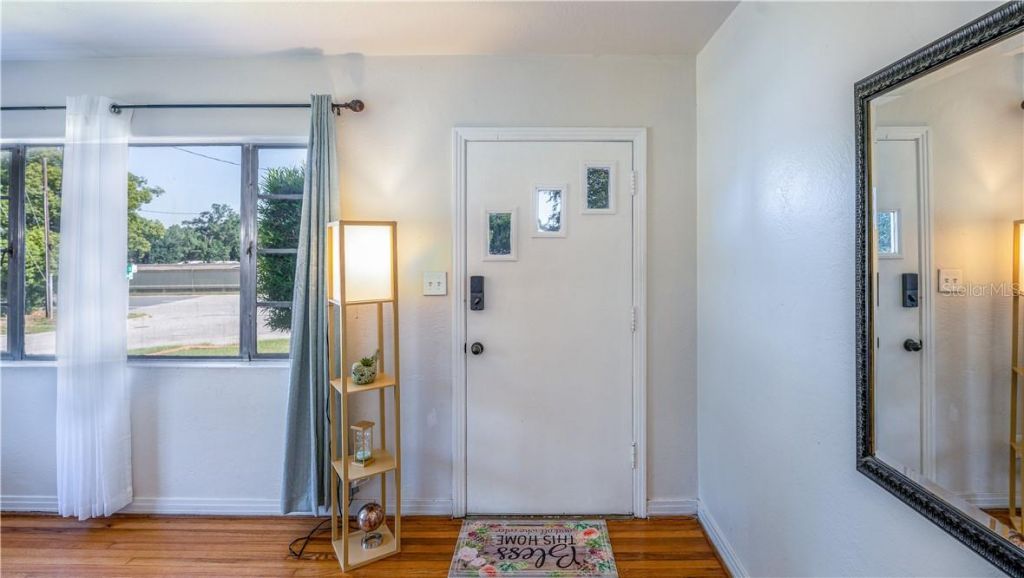 2014 Newman Street, Orlando, FL 32803 Photo