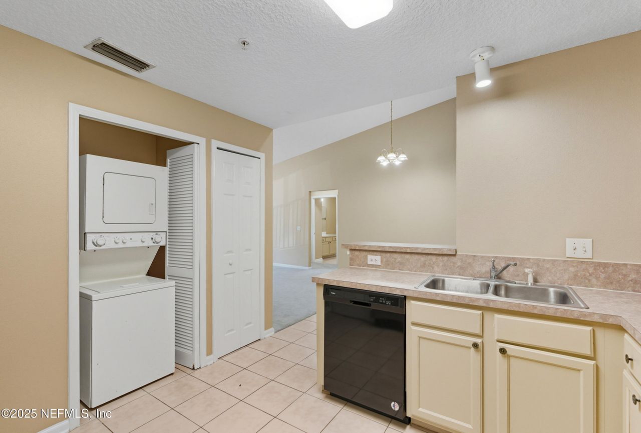 6069 Maggies Circle, Unit 115, Jacksonville, FL 32244 Photo