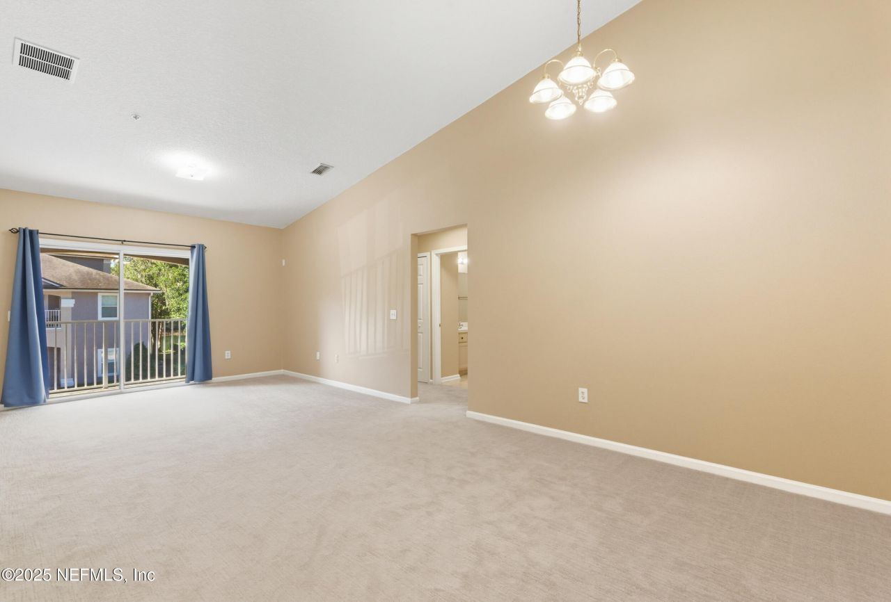 6069 Maggies Circle, Unit 115, Jacksonville, FL 32244 Photo
