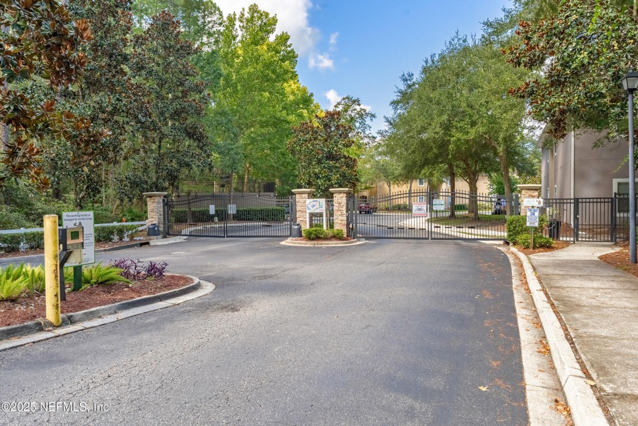 6069 Maggies Circle, Unit 115, Jacksonville, FL 32244 Photo