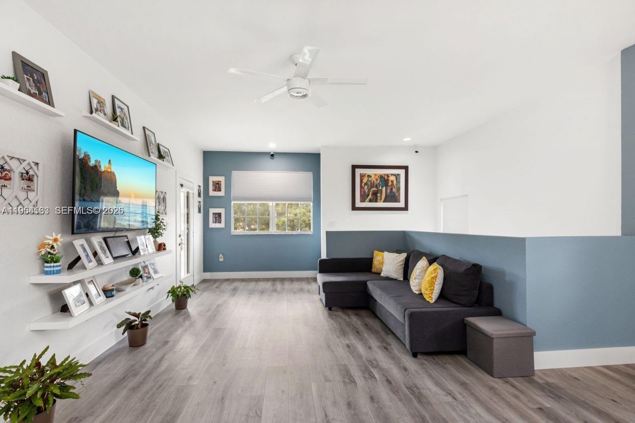 13216 SW 44th St , Unit 11204, Miramar, FL 33027 Photo