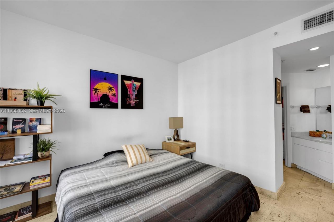 888 Brickell Key Dr , Unit 701, Miami, FL 33131 Photo