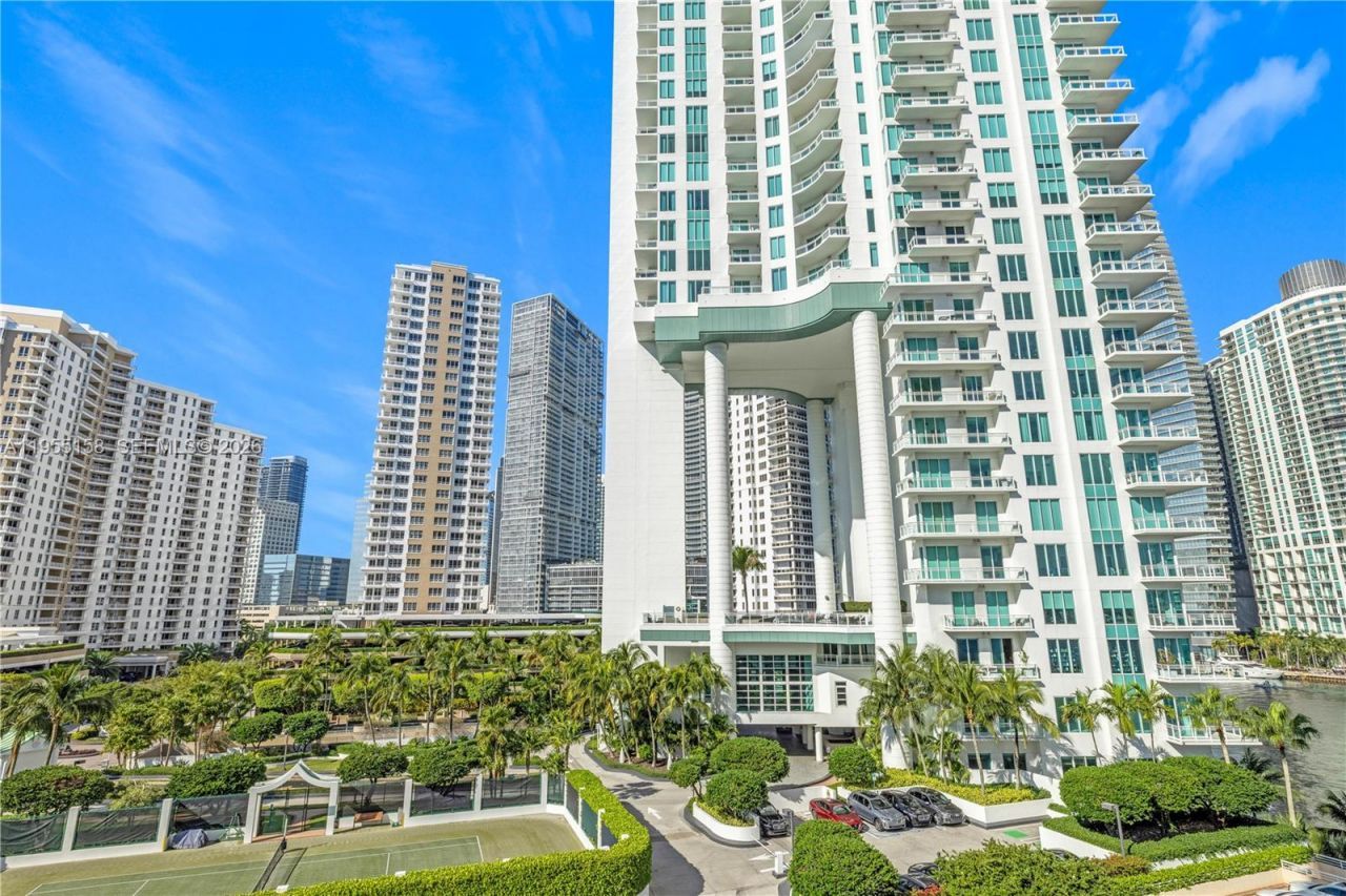 888 Brickell Key Dr , Unit 701, Miami, FL 33131 Photo