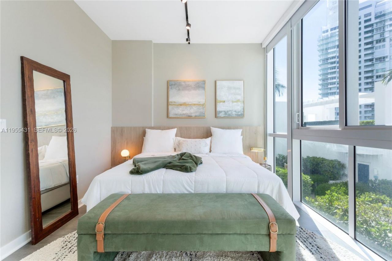 50 S Pointe Dr, Unit 609, Miami Beach, FL 33139 Photo