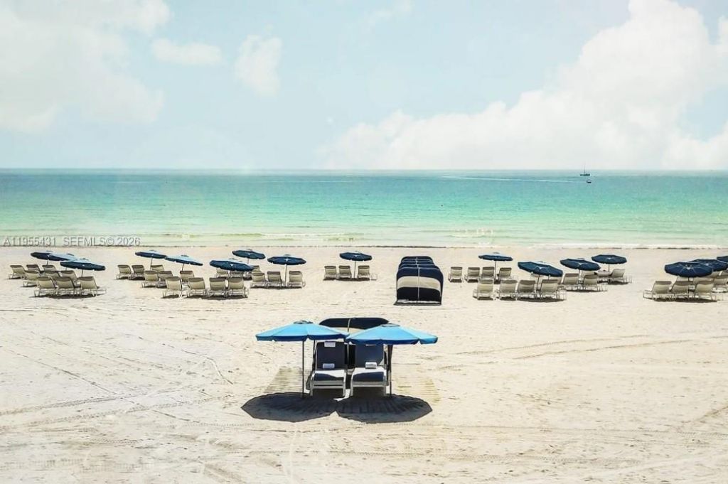 50 S Pointe Dr, Unit 609, Miami Beach, FL 33139 Photo