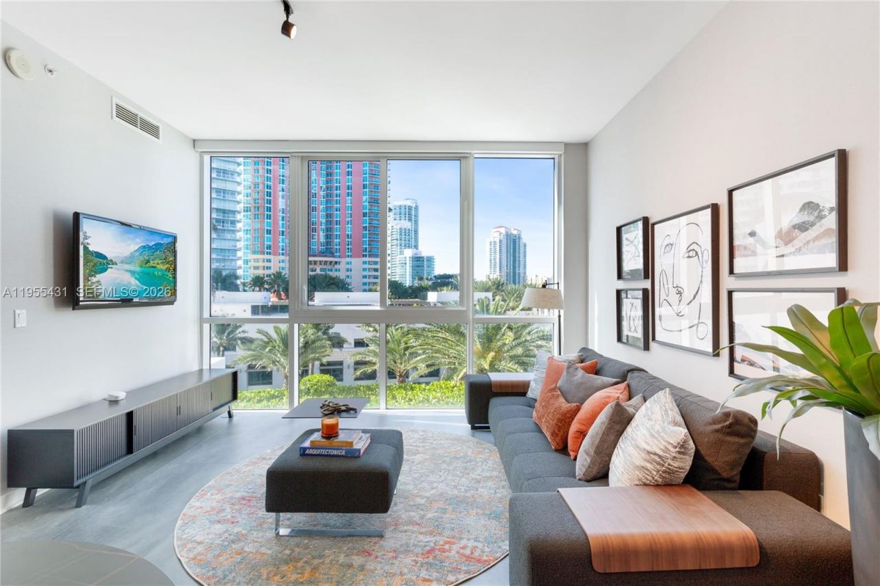 50 S Pointe Dr, Unit 609, Miami Beach, FL 33139 Photo