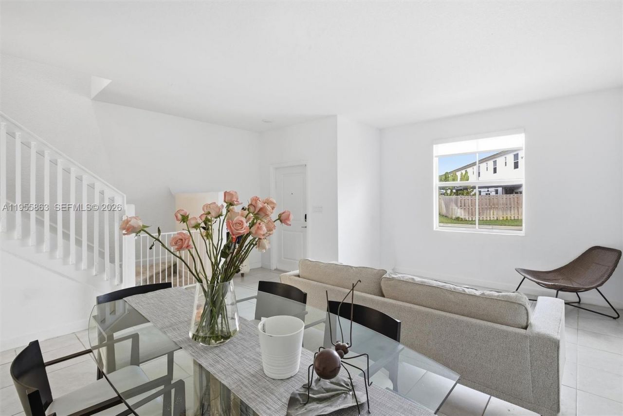 12176 NW 23rd Path , Miami, FL 33167 Photo