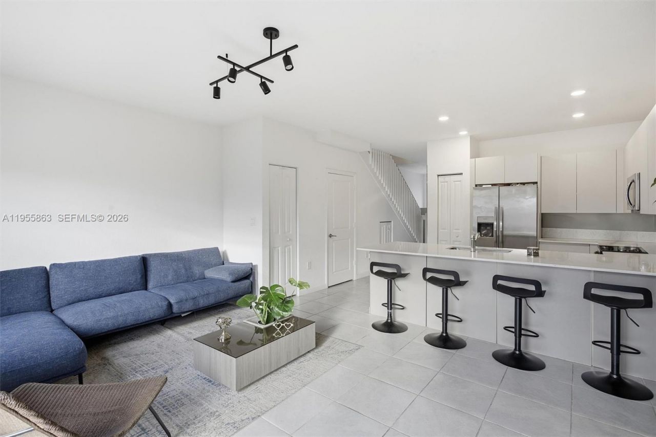 12176 NW 23rd Path , Miami, FL 33167 Photo