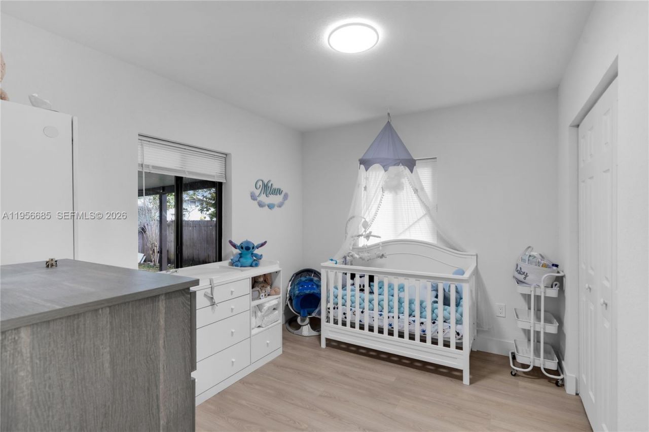 911 NW 138th St, Miami, FL 33168 Photo